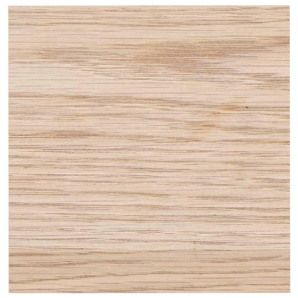 Light natural wood texture background, close-up of smooth oak grain surface.